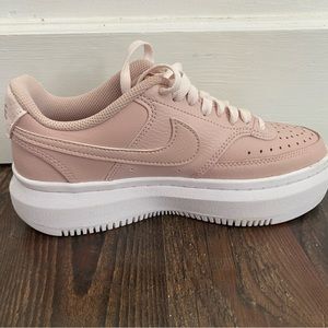 Nike platform shoes pink